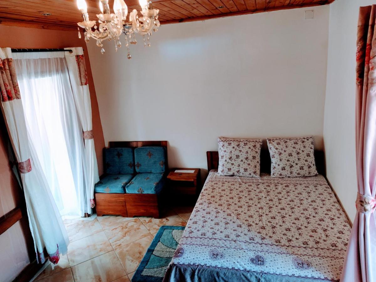 Oceanis Home & Voyages Ivato  Kültér fotó