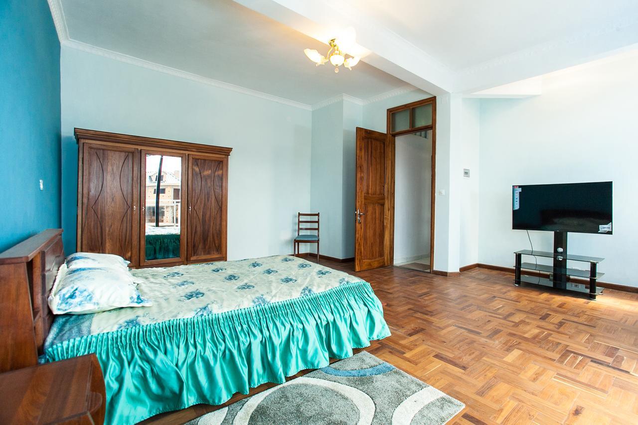 Oceanis Home & Voyages Ivato  Kültér fotó