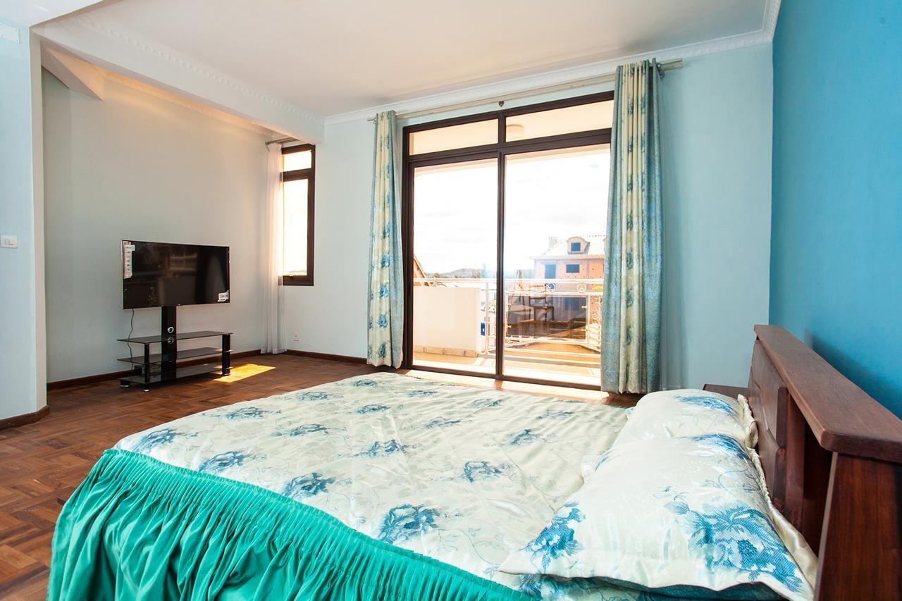 Oceanis Home & Voyages Ivato  Kültér fotó